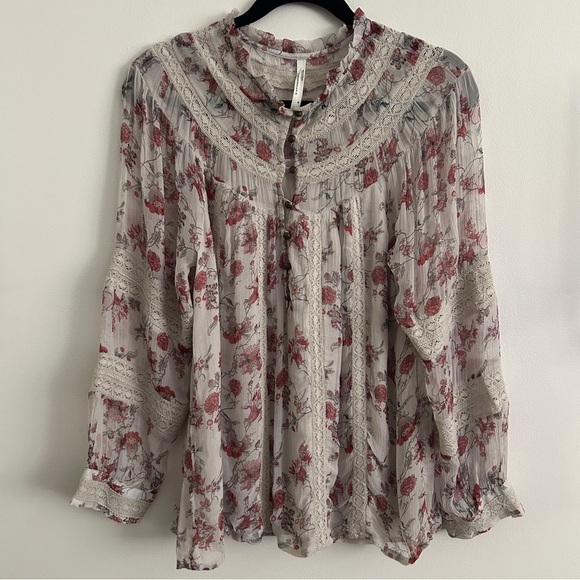 Anthropologie Tops - ANTHROPOLOGIE Floral Lace Trim Boho Cottagecore Blouse